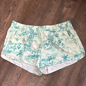 Columbia Women's Bogata Bay Stretch Printed Short Aqua/Distant Peaks XXXL‎